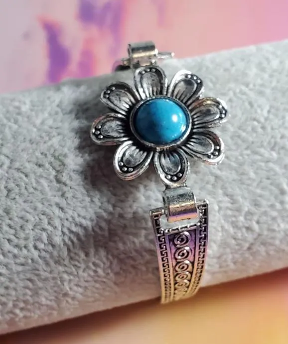 Bracelets POLLY B1262 Silver Decorated Blue Crackle Gem Flower Bracelet