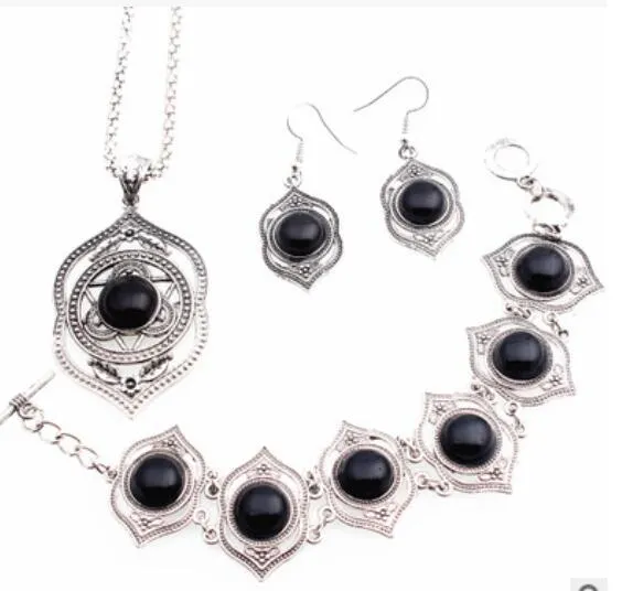 N867 Silver with Black Gem Necklace with FREE Earrings FREE Bracelet POLLY Necklaces N867 Silver with Black Gem Necklace with FREE Earrings FREE Bracelet POLLY Necklaces