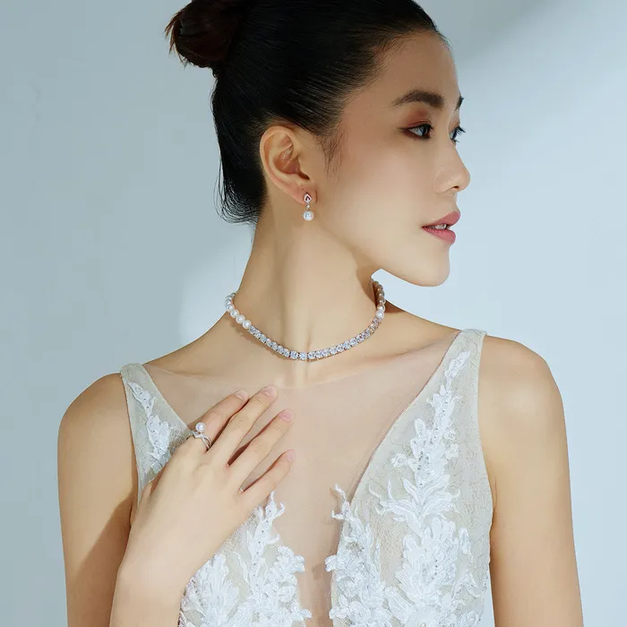 Necklaces Pearly Lustre Top Lustre White Freshwater Pearl Necklace WN00710