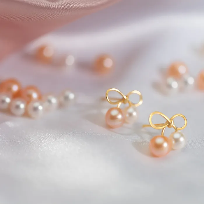 Pearly Lustre Earrings Wonderland Freshwater Pearl Earrings WE00423