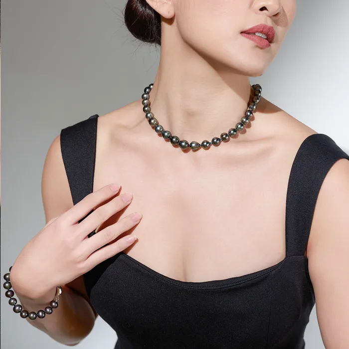 Top Lustre 18k Gold Baroque Tahitian Pearl Necklace KN00167 Pearly Lustre Necklaces