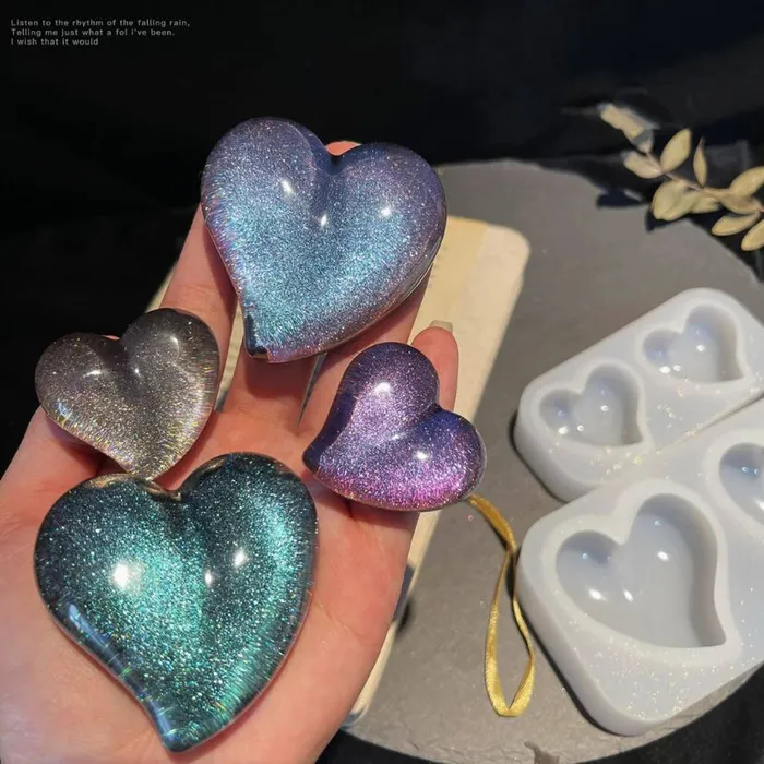 2pcs Heartshaped Resin Molds IntoResin Necklaces