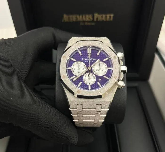 Bracelets Audemars Piguet Royal Oak Selfwinding Chronograph Frosted Gold 41mm Mens Watch Ref 26331BCGG1224BC01 Purple Dial 18K White Gold Bracelet Audemars Piguet