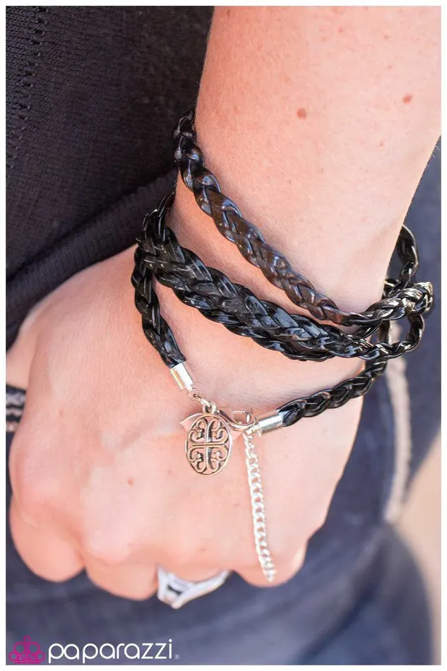 Bracelets Paparazzi Jewelry Paparazzi Bracelet All Wrapped Up Black