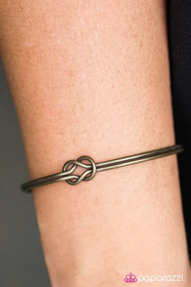 Bracelets Paparazzi Jewelry Paparazzi Bracelet Love Me KNOT Brass