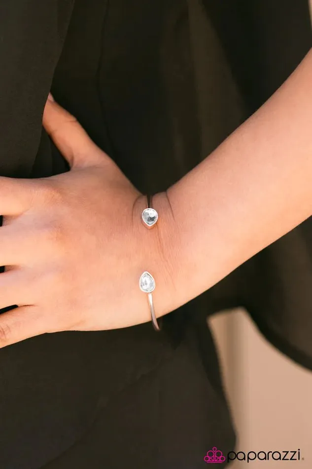 Bracelets Paparazzi Jewelry Paparazzi Bracelet Risk of Rain Gold