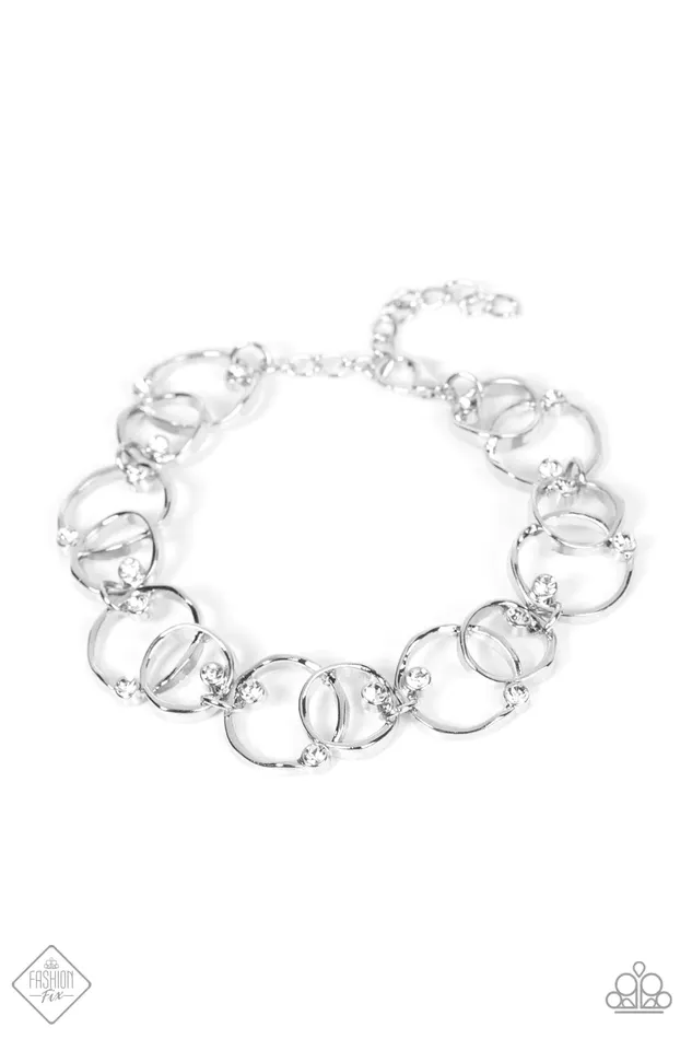 Bracelets Paparazzi Jewelry Paparazzi Bracelet The Universe Revolves Around Me White