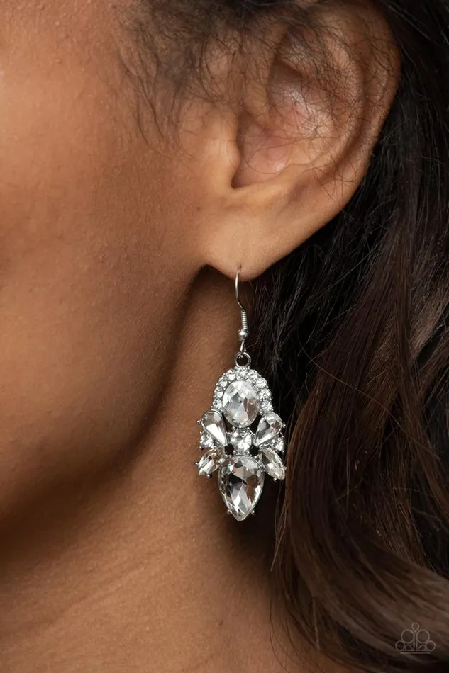 Earrings Paparazzi Earring Stunning Starlet White Paparazzi Jewelry