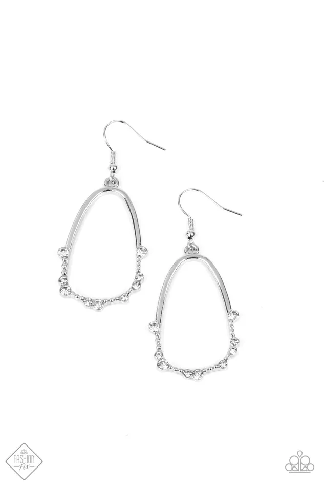Earrings Paparazzi Jewelry Paparazzi Earring Ready or YACHT White Earrings Paparazzi Jewelry Paparazzi Earring Ready or YACHT White