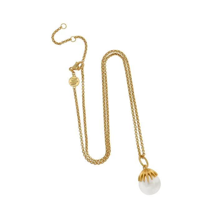 Goldbug Collection Necklaces Goldbug Single Palm Pearl Charm Necklace