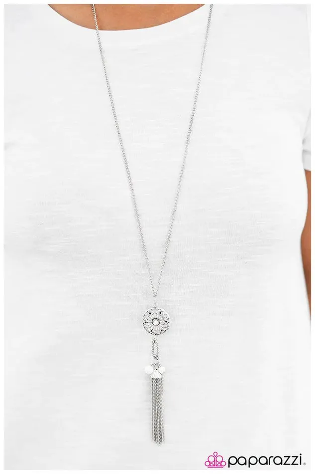 Necklaces Paparazzi Jewelry Paparazzi Necklace Gypsy Daydream White
