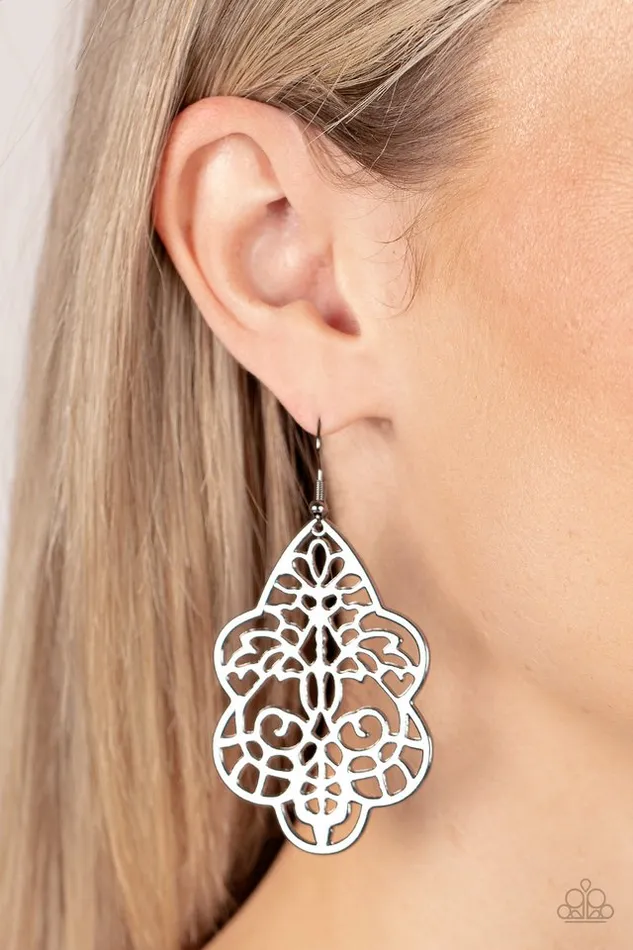 Paparazzi Earring Festive Foliage Silver Paparazzi Jewelry Earrings