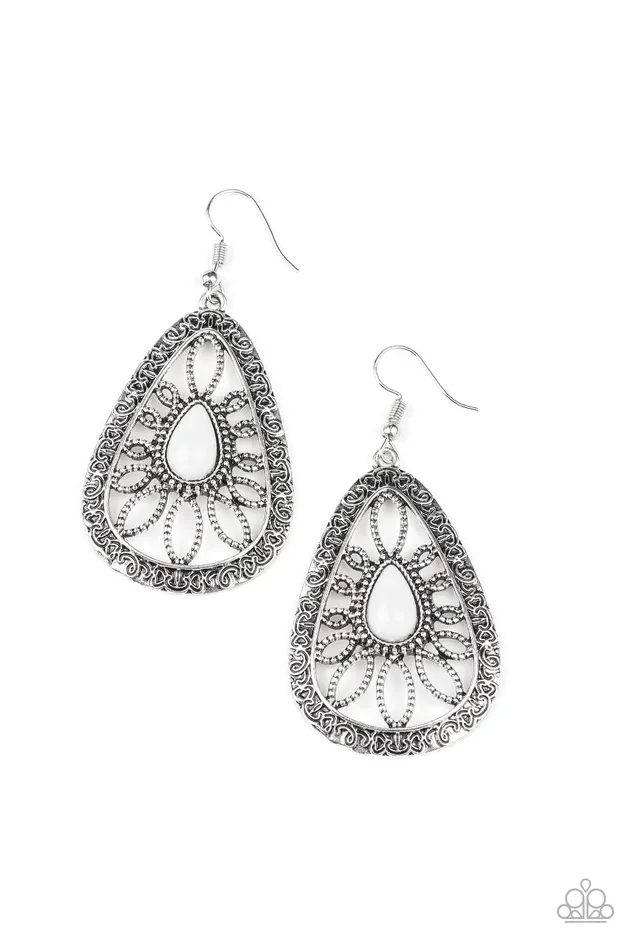 Paparazzi Earring Floral Frill White Paparazzi Jewelry Earrings