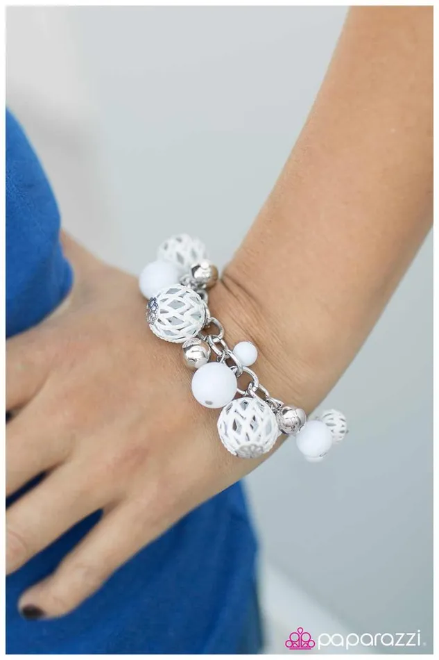 Paparazzi Jewelry Bracelets Paparazzi Bracelet An EIFFEL Of Wonder White