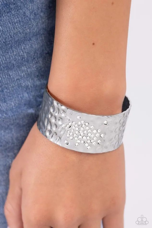Paparazzi Jewelry Bracelets Paparazzi Bracelet Speckled Sparkle White