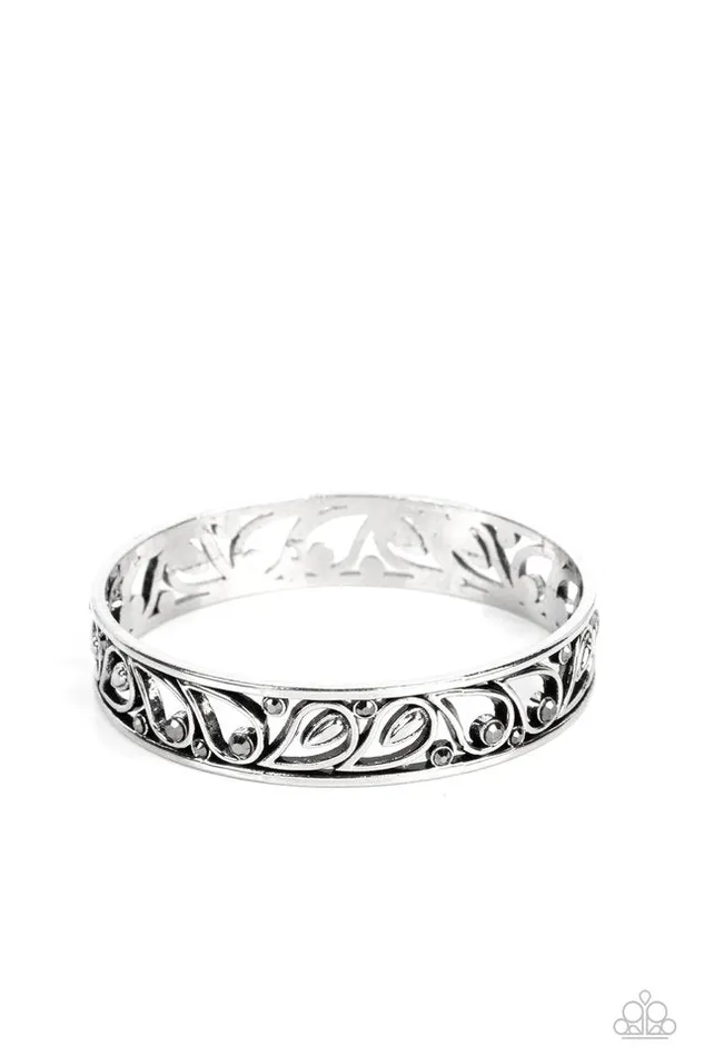 Paparazzi Jewelry Bracelets Paparazzi Bracelet Versailles Villa Silver Paparazzi Jewelry Bracelets Paparazzi Bracelet Versailles Villa Silver
