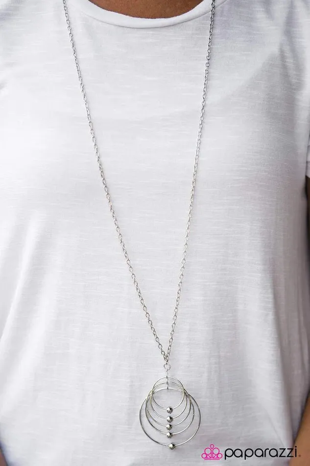 Paparazzi Jewelry Necklaces Paparazzi Necklace Galaxies Away Silver