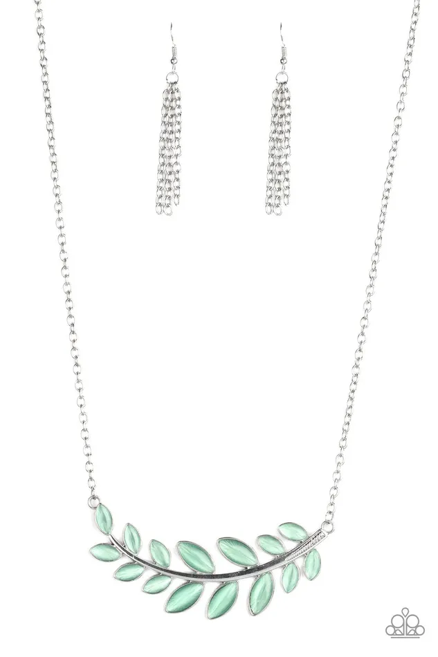 Paparazzi Jewelry Paparazzi Necklace Frosted Foliage Green Necklaces Paparazzi Jewelry Paparazzi Necklace Frosted Foliage Green Necklaces