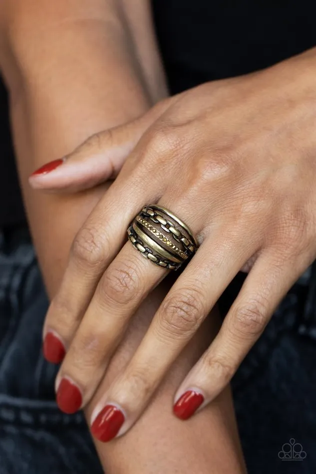 Paparazzi Jewelry Paparazzi Ring LINK Out Loud Brass Rings