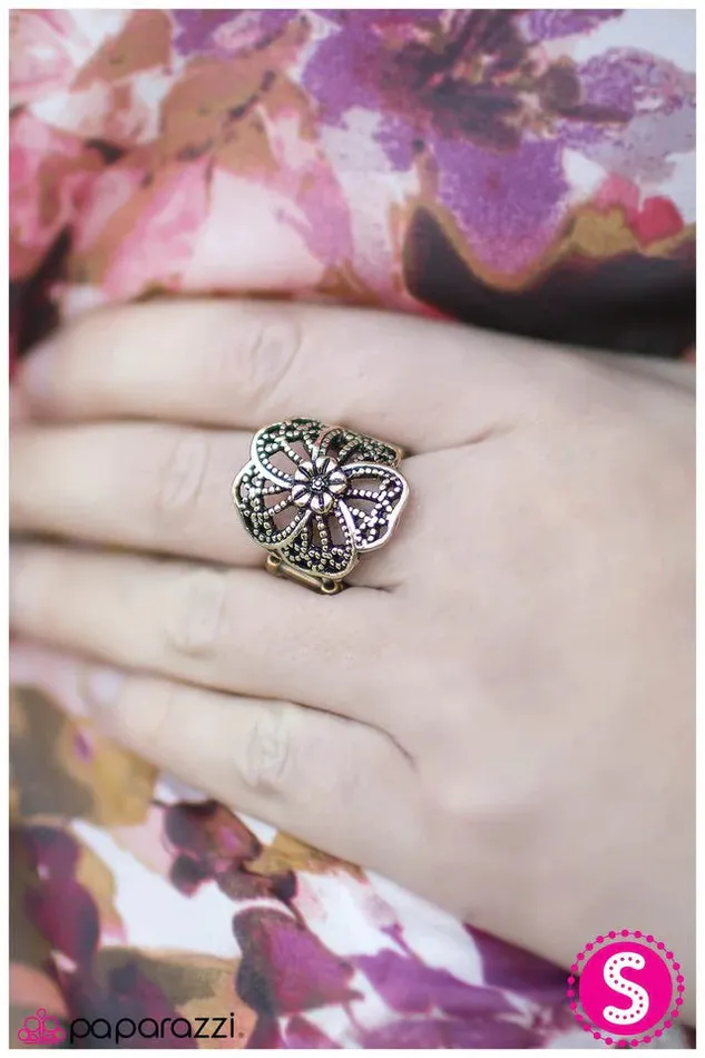 Paparazzi Jewelry Rings Paparazzi Ring Poetically Posy Brass