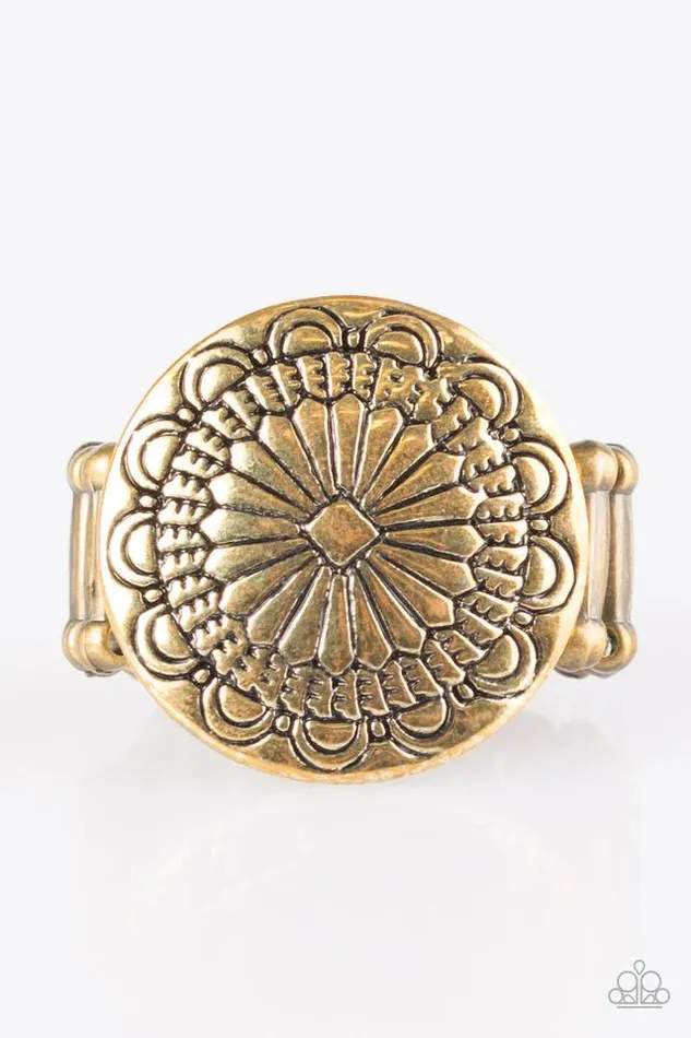 Paparazzi Jewelry Rings Paparazzi Ring Seasonal Spinster Brass