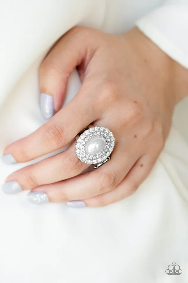Paparazzi Jewelry Rings Paparazzi Ring Sprinkle On The Shimmer White