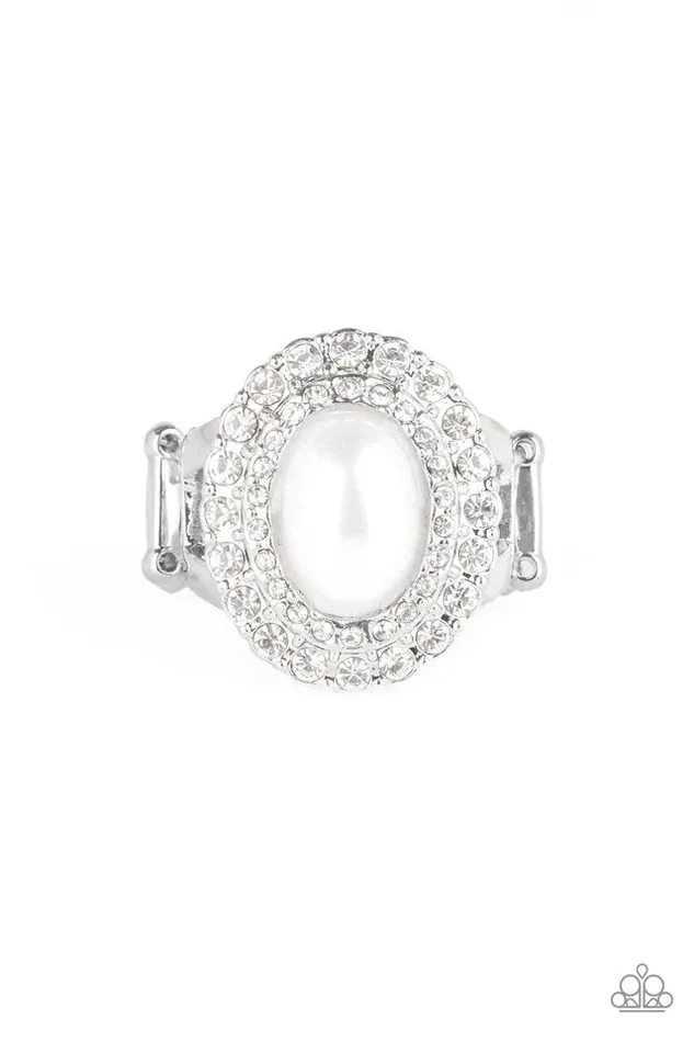 Paparazzi Jewelry Rings Paparazzi Ring Sprinkle On The Shimmer White Paparazzi Jewelry Rings Paparazzi Ring Sprinkle On The Shimmer White