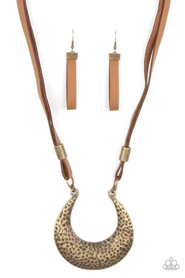 Paparazzi Necklace Majorly Moonstruck Brass Paparazzi Jewelry Necklaces Paparazzi Necklace Majorly Moonstruck Brass Paparazzi Jewelry Necklaces