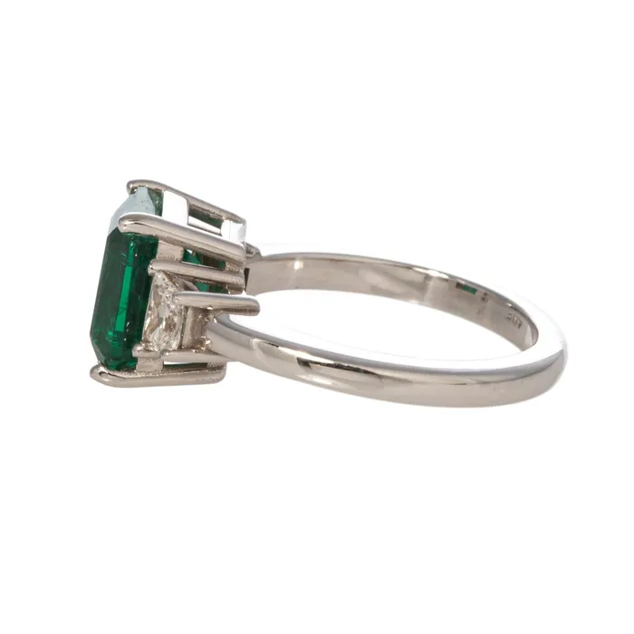 Rings 339ct Emerald Diamond ThreeStone 18K Gold Ring Croghans
