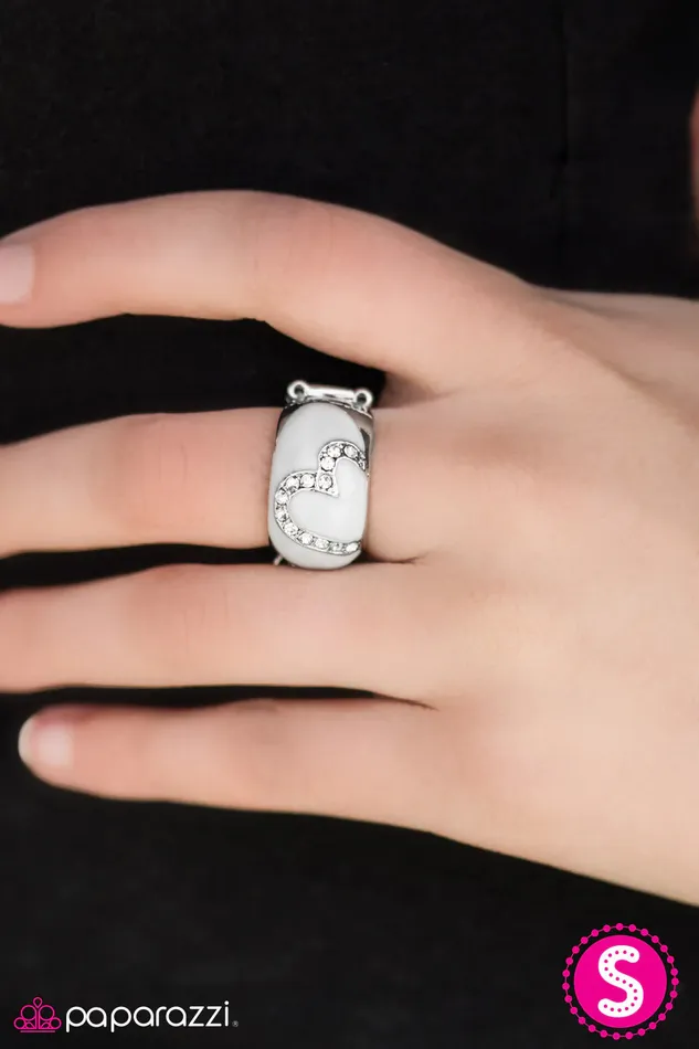 Rings Paparazzi Jewelry Paparazzi Ring Fearless Heart White