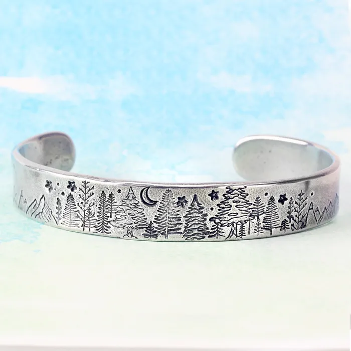 DS 58 Necklaces Snow Covered Tree Metal Design Stamp 14mm Beaducation Original