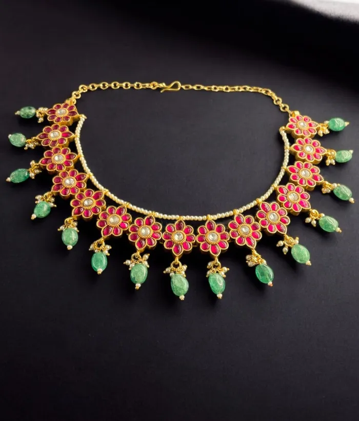 Kundan Necklaces The Mahua Silver KundanJadau Necklace