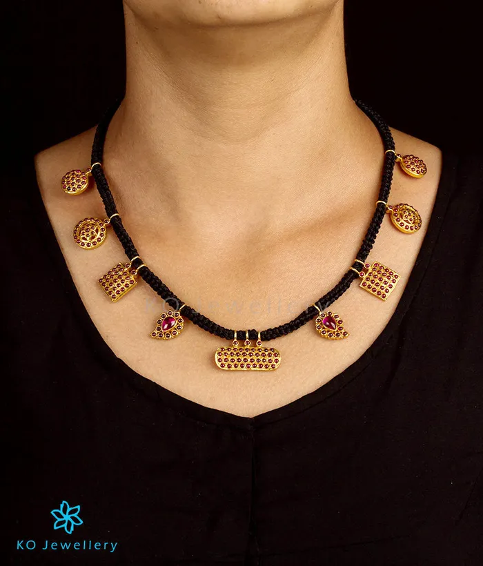 Necklaces Silversmith The Yajvan Silver Antique Thread Necklace Set old