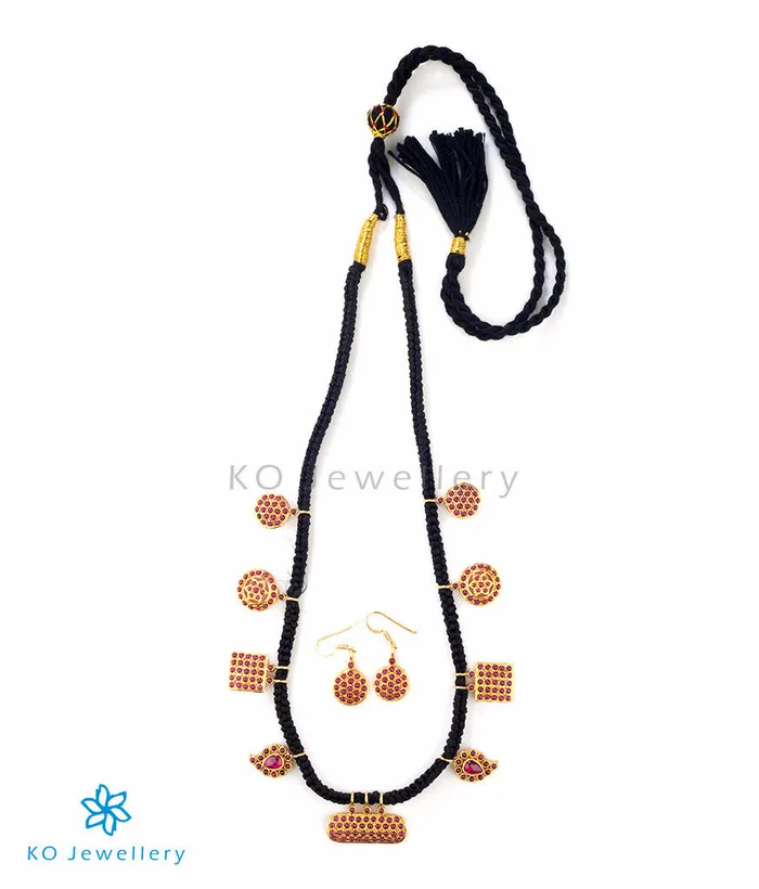 Necklaces Silversmith The Yajvan Silver Antique Thread Necklace Set old