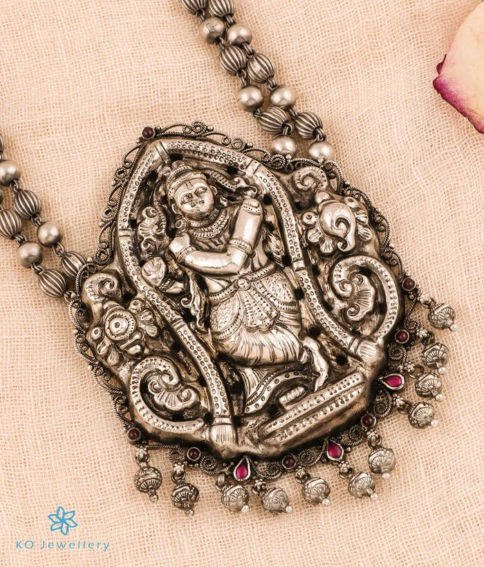 Silversmith Necklaces The Yadhunandana Silver Krishna Beads Nakkasi Necklace