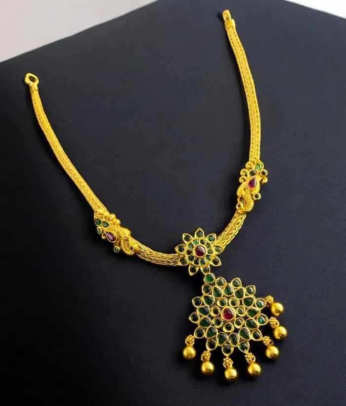 Silversmith The Madhurima Silver Green Kemp Necklace Necklaces