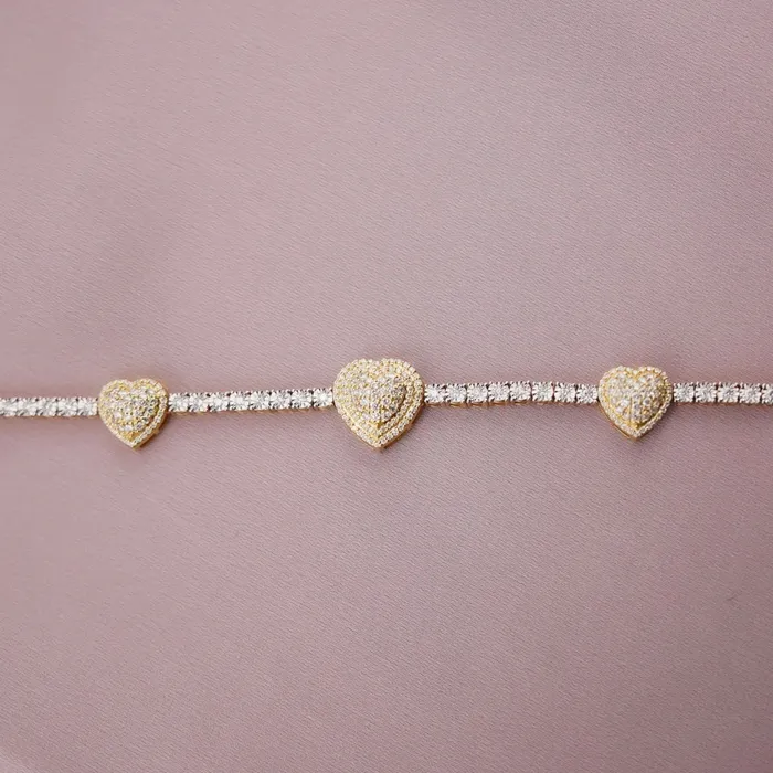 10k Gold Diamond Heart Bracelet 7in C712 AB and J Bracelets