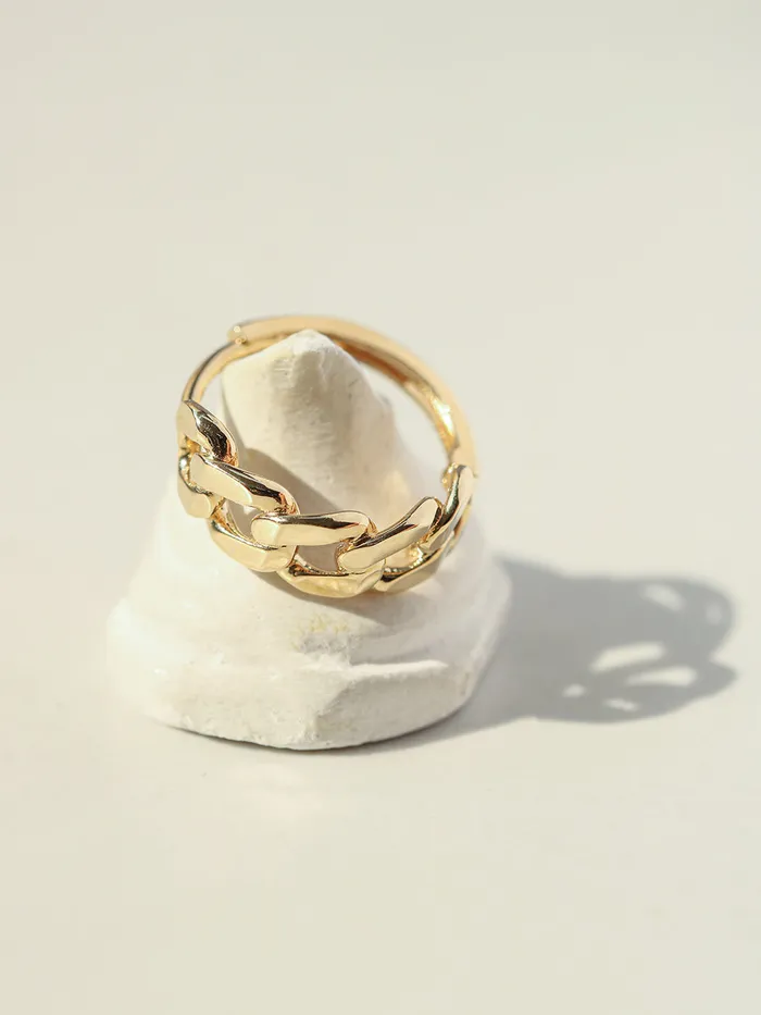 14K 18K Gold Twist Bold Chain Cartilage Hoop Earring MinimalBijoux Earrings
