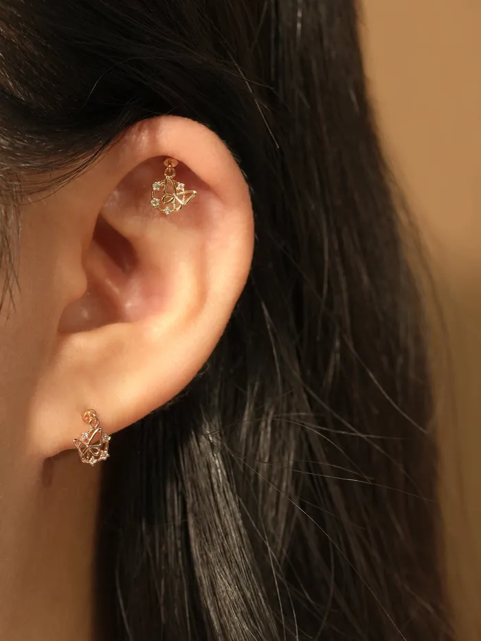14K Gold Circle Cubic Butterfly Drop Internally Threaded Labret Piercing 20G18G16G MinimalBijoux Earrings