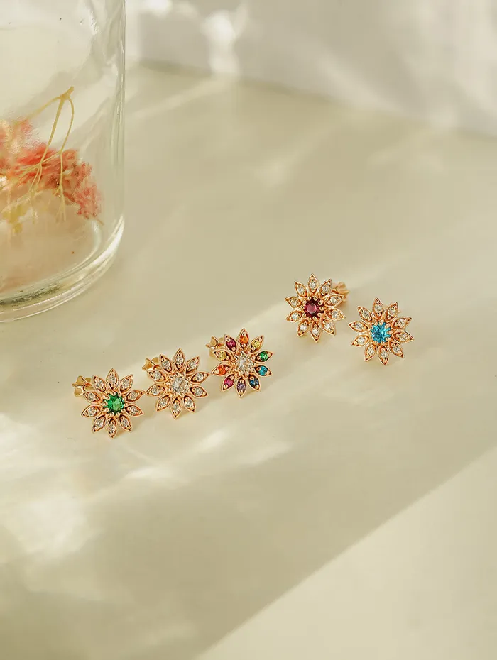 14K Gold Point Sunflower Cartilage Earring 18G16G MinimalBijoux Earrings