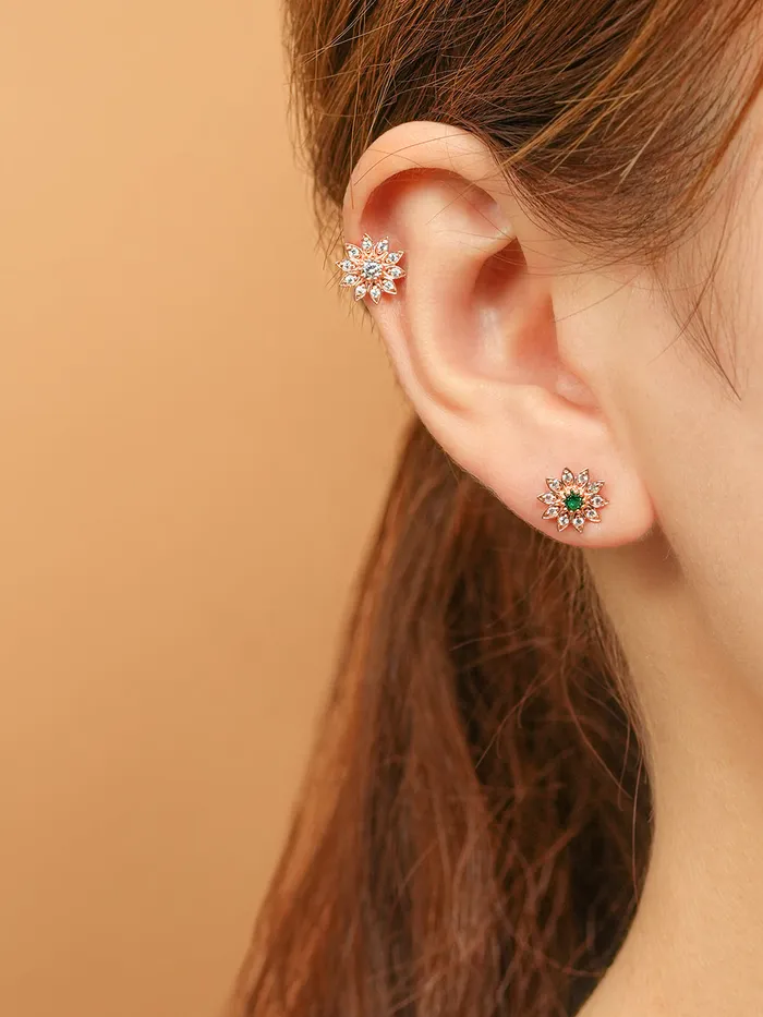 14K Gold Point Sunflower Cartilage Earring 18G16G MinimalBijoux Earrings