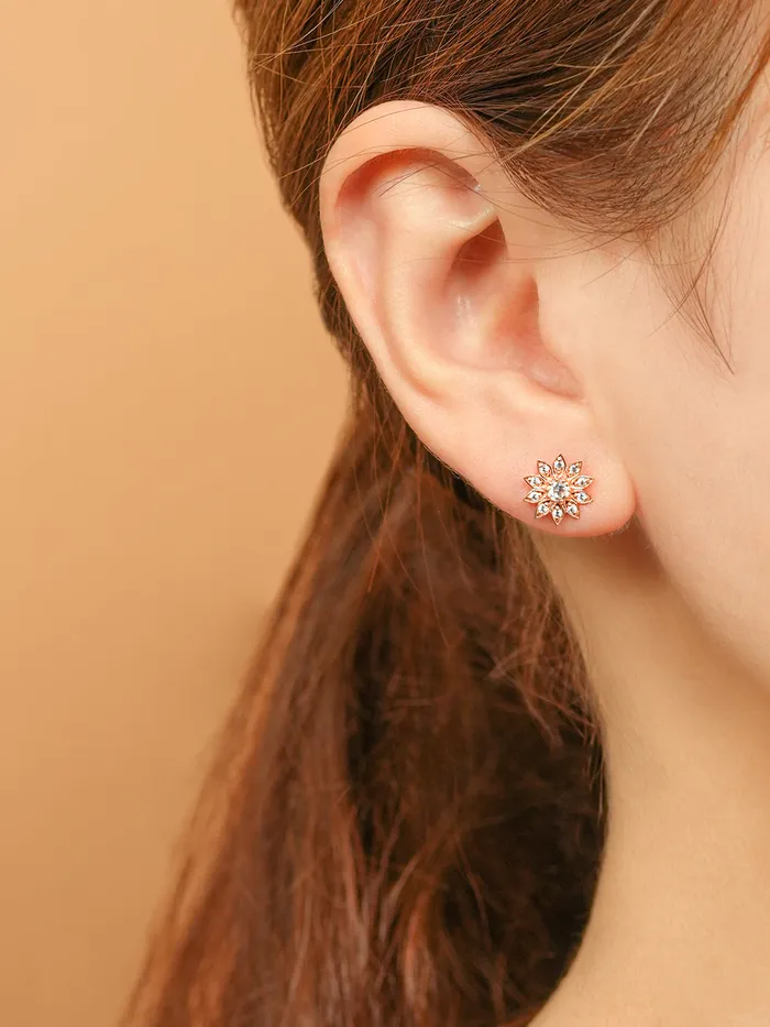 14K Gold Point Sunflower Cartilage Earring 18G16G MinimalBijoux Earrings