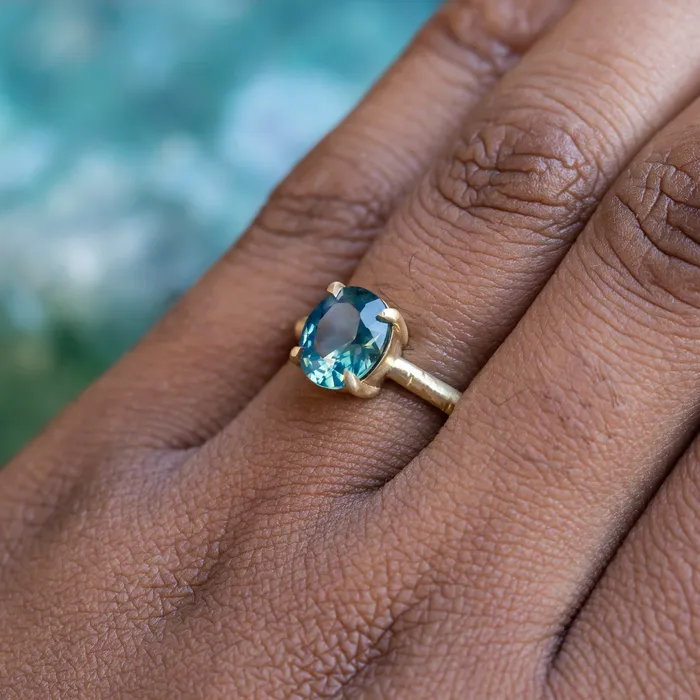 220ct Oval Silky Nigerian Sapphire Low Profile 4 Prong Evergreen Solitaire in 18k Yellow Gold Anueva Jewelry PreStyled Sets