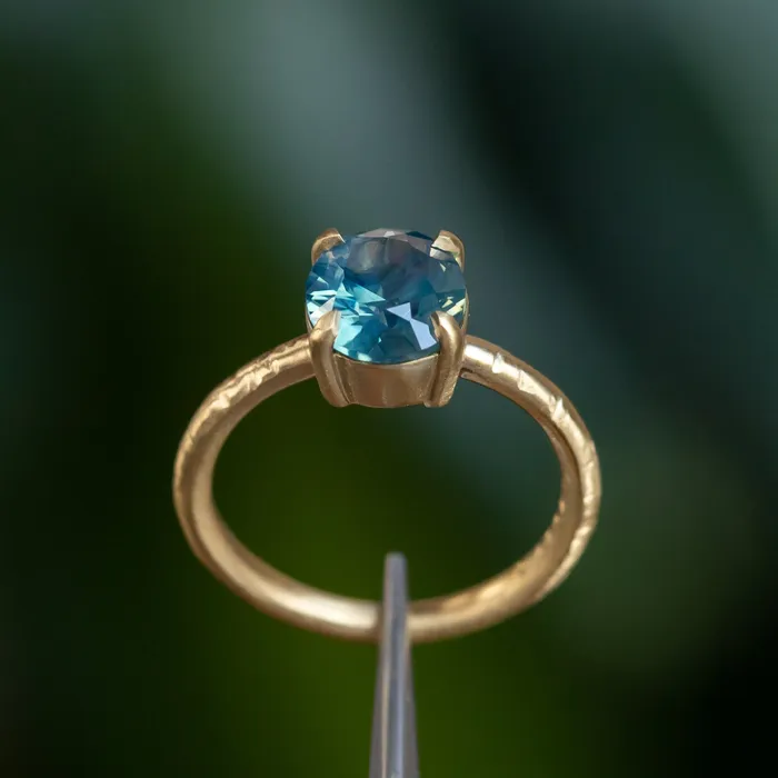 220ct Oval Silky Nigerian Sapphire Low Profile 4 Prong Evergreen Solitaire in 18k Yellow Gold Anueva Jewelry PreStyled Sets