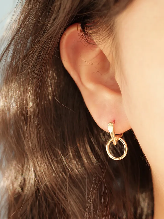 Earrings 14K Gold Volume Stick Circle Hoop Earring MinimalBijoux