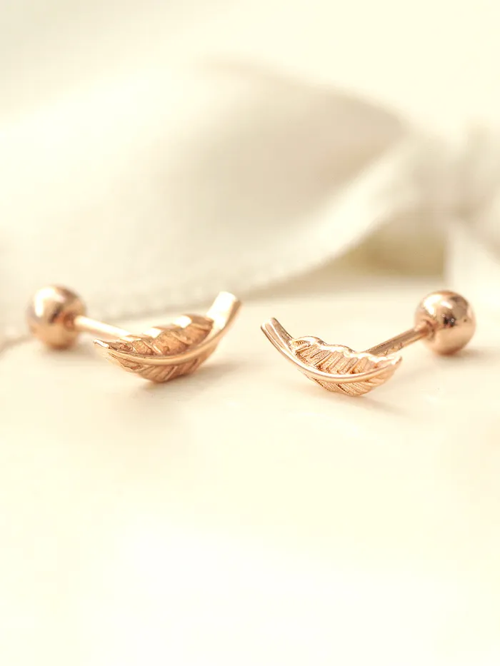 Earrings MinimalBijoux 14K Gold Leaf Cartilage Earring 20G