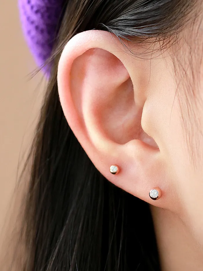 MinimalBijoux 14K gold Cubic Ball cartilage earring 20g Earrings