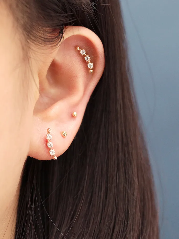 MinimalBijoux 14K Gold Cubic Curve Ball Cartilage Earring 20G18G16G Earrings