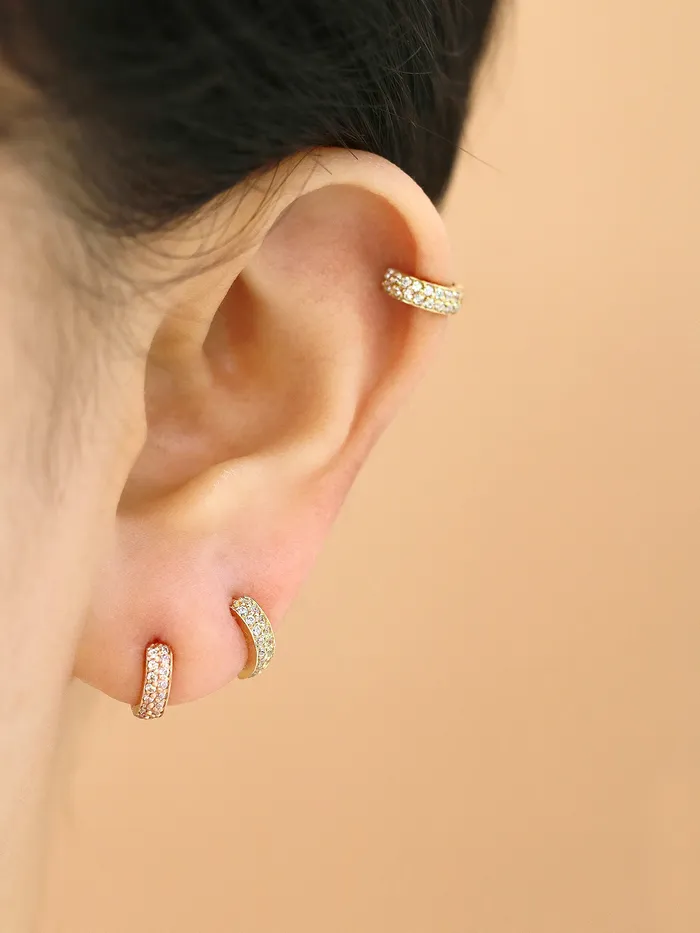 MinimalBijoux 14K Gold Two line mini CZ hoop cartilage earring Earrings