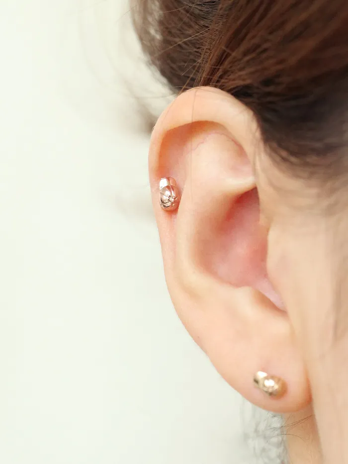 MinimalBijoux Earrings 14K Gold Cap Cartilage Earring 18G16G